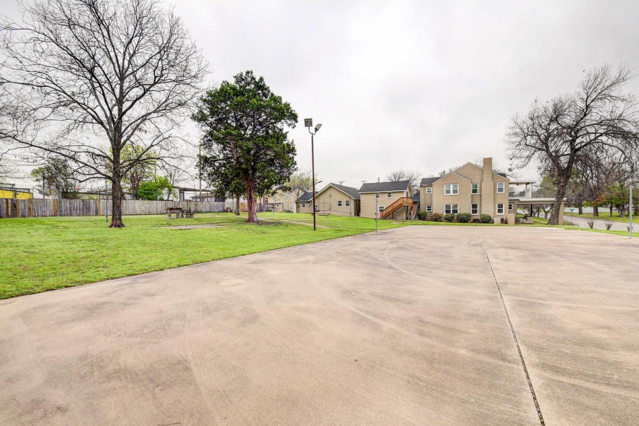 Waco Vacation Rental About 2 Mi To Magnolia Market! Exterior foto